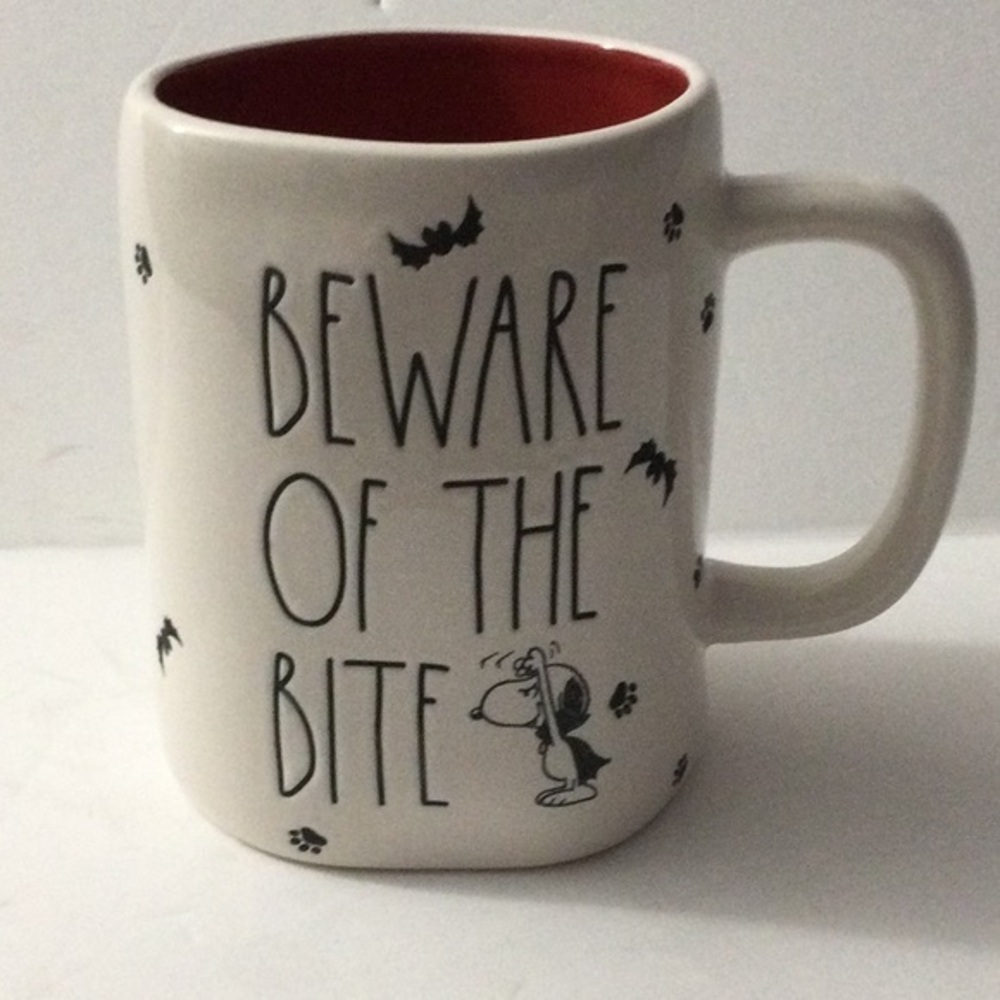 NWOT Peanuts x Rae Dunn Dracula Beware of the Bite Mug White Red Interior